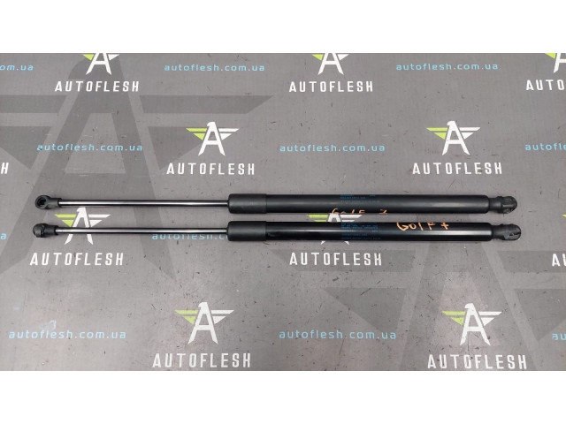 Амортизатор кришки багажника 5G6827550C Volkswagen Golf 7 гольф 7 бу